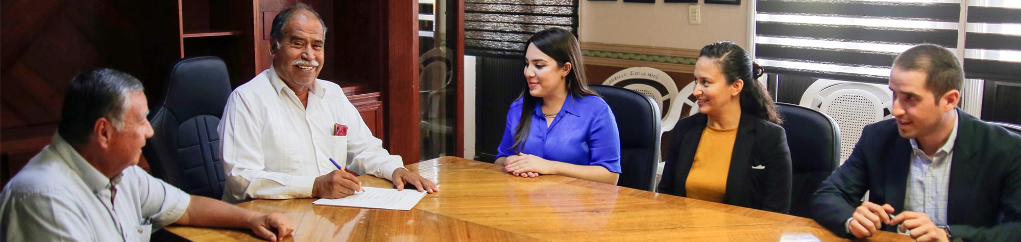 DEACERO dona a municipio para mejorar las vialidades